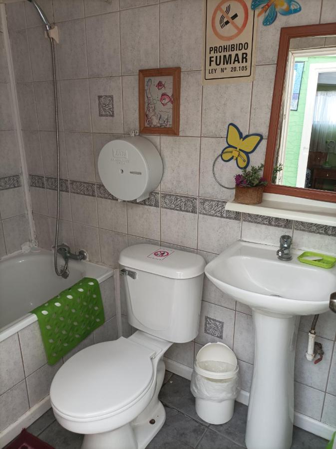 Alojamiento Familiar Rey Bed and Breakfast Punta Arenas Esterno foto