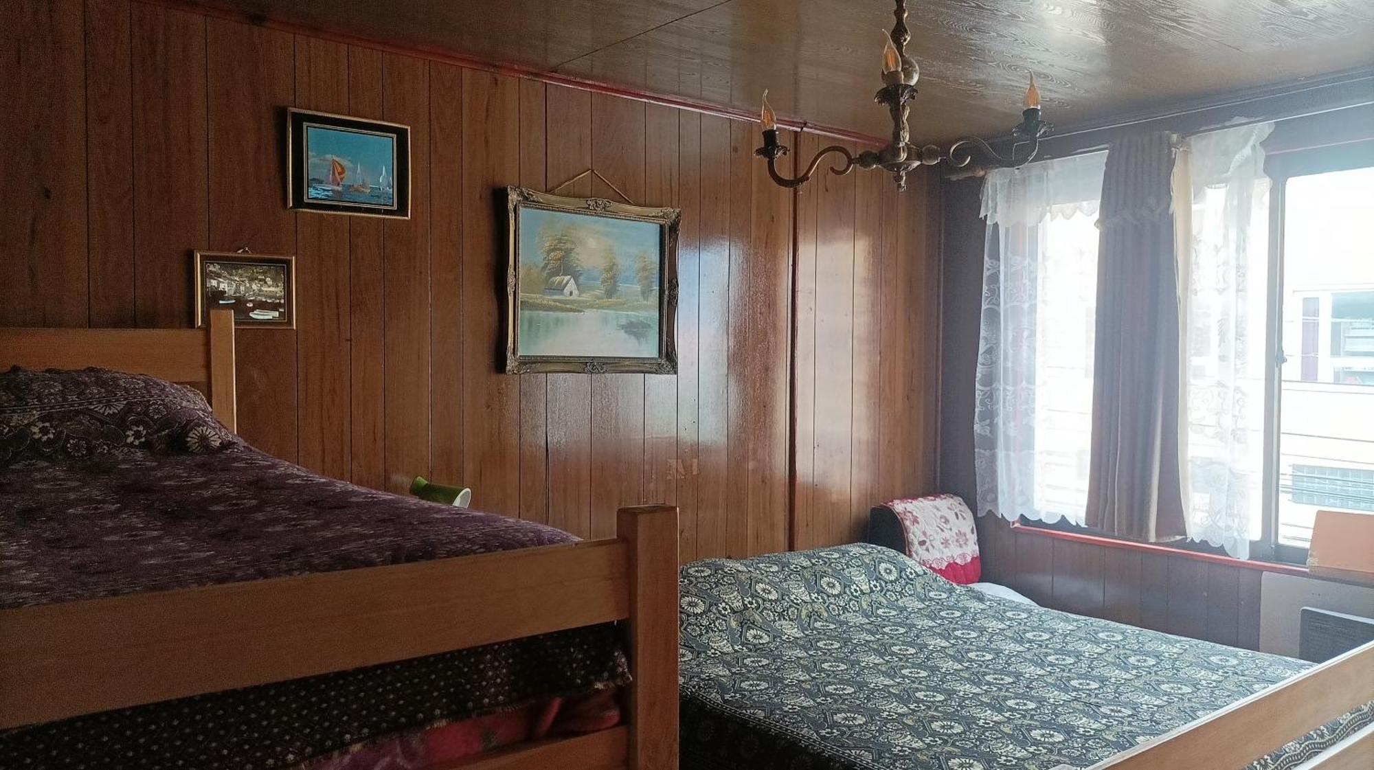 Alojamiento Familiar Rey Bed and Breakfast Punta Arenas Esterno foto
