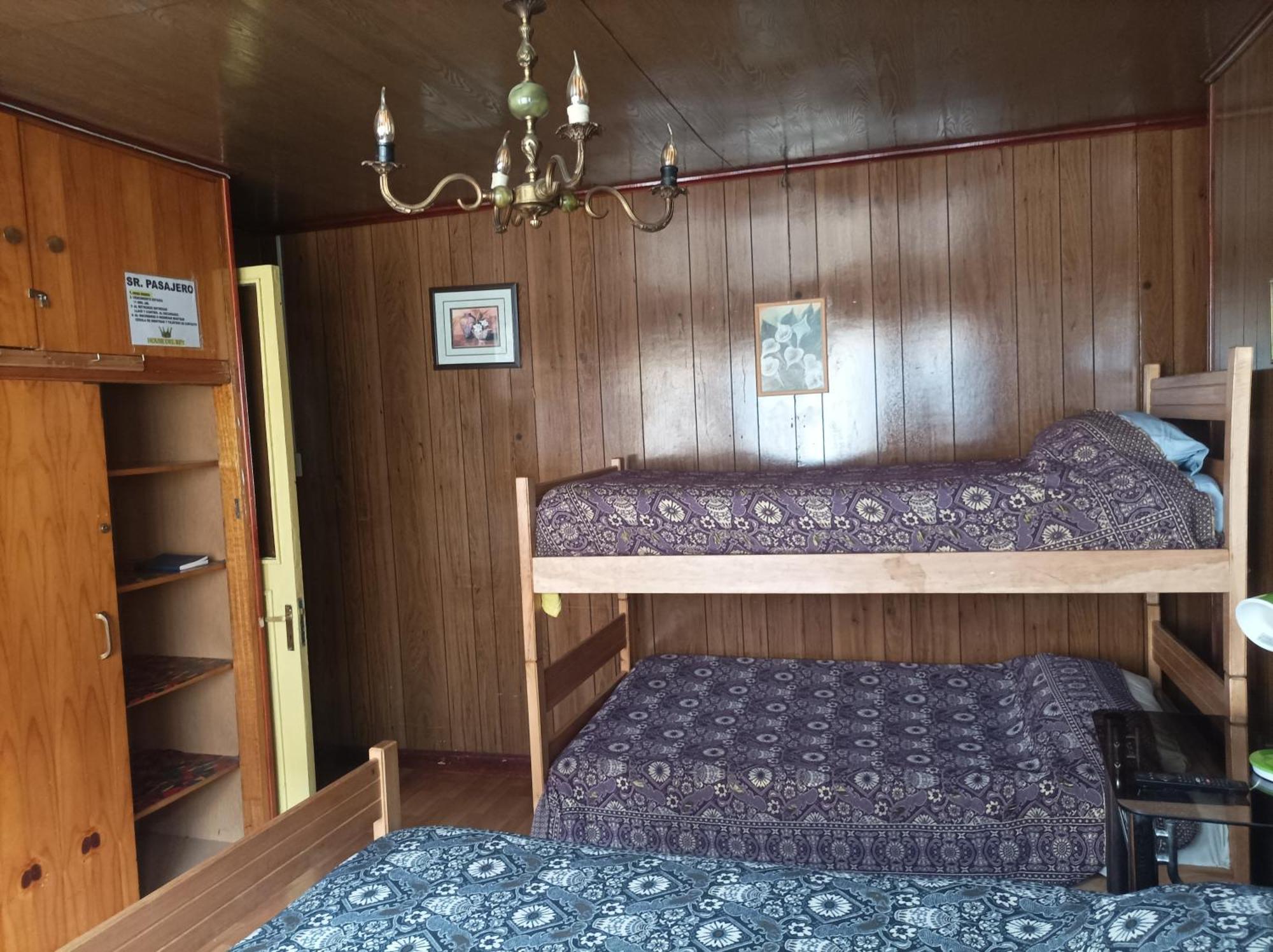Alojamiento Familiar Rey Bed and Breakfast Punta Arenas Esterno foto