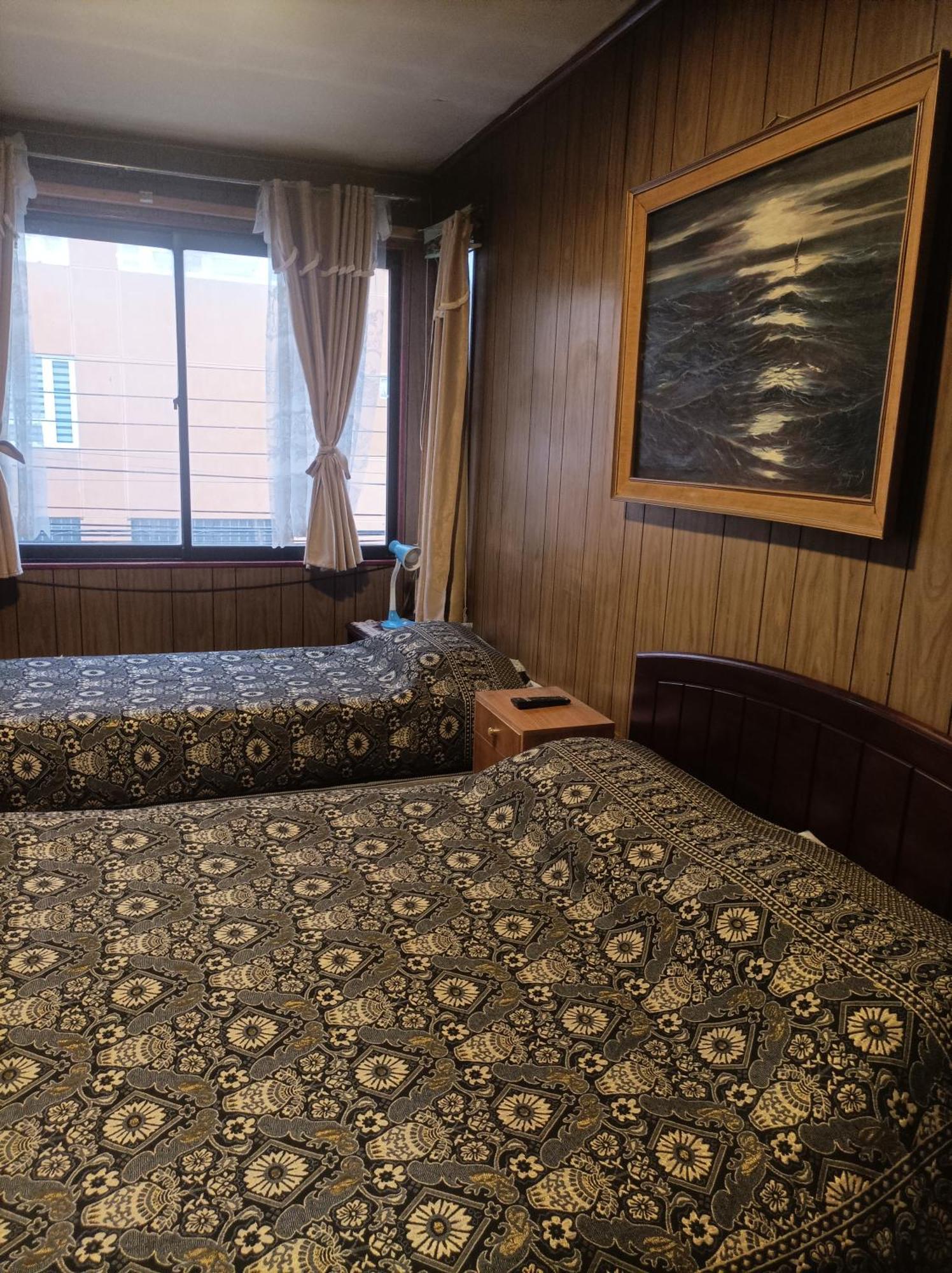 Alojamiento Familiar Rey Bed and Breakfast Punta Arenas Esterno foto